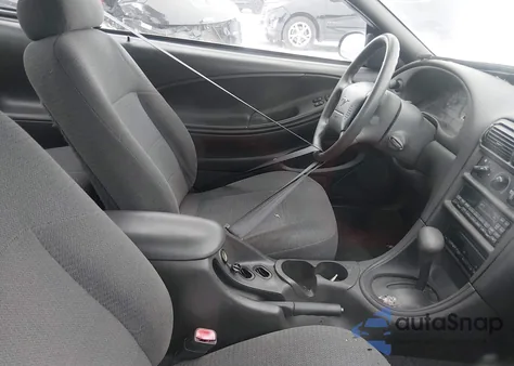 2000 Ford Mustang from USA, damaged, VIN 1FAFP4046YF116219